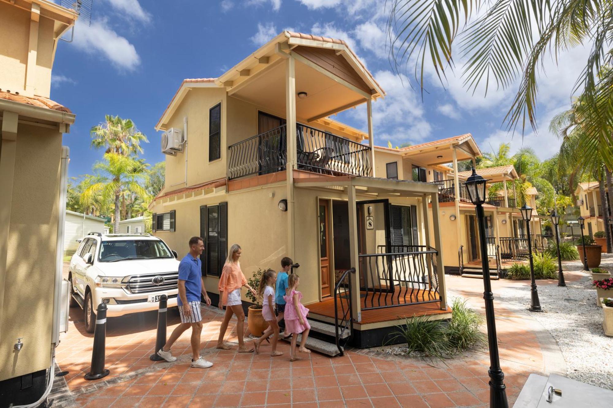Ashmore Palms Holiday Village Guldkusten Exteriör bild
