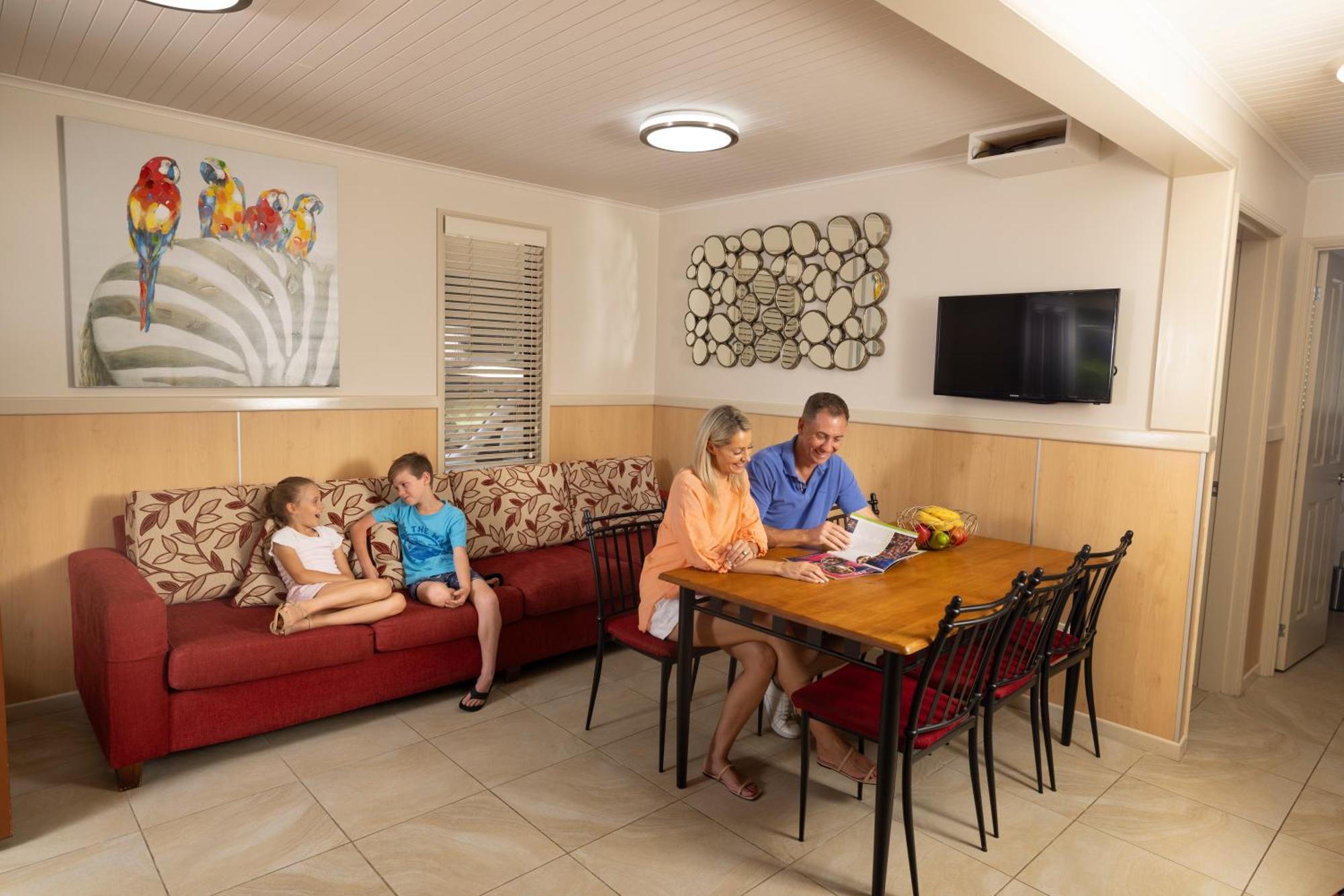 Ashmore Palms Holiday Village Guldkusten Exteriör bild