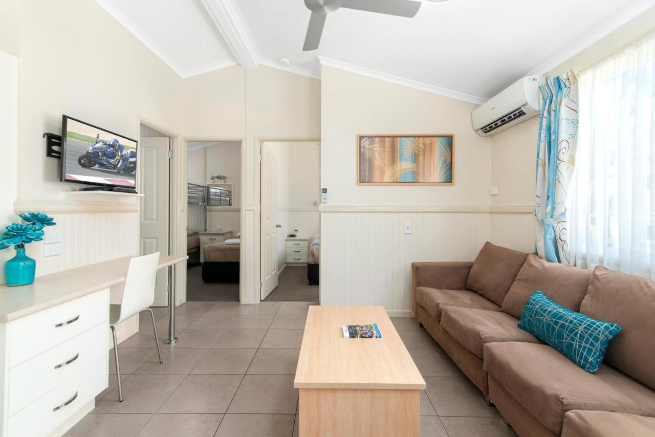 Ashmore Palms Holiday Village Guldkusten Exteriör bild
